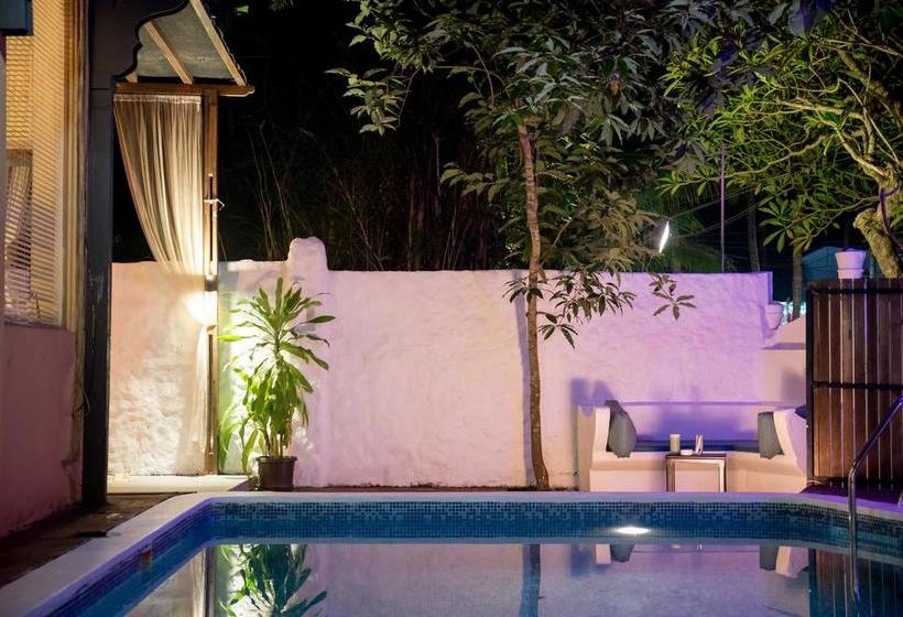 Waters Boutique Hotel By Spectrum Holiday 12