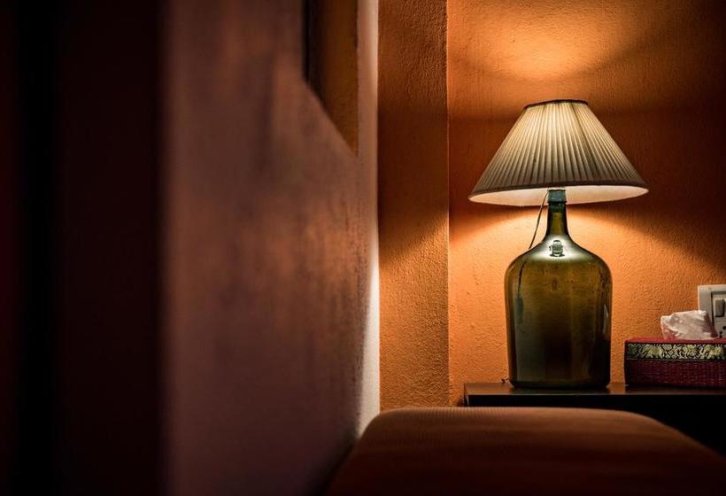 Waters Boutique Hotel By Spectrum Holiday 17