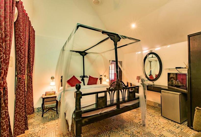 Waters Boutique Hotel By Spectrum Holiday 4