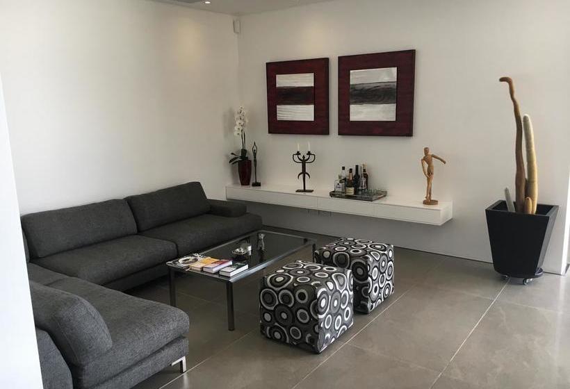 Hôtel Bayview Guest House 5