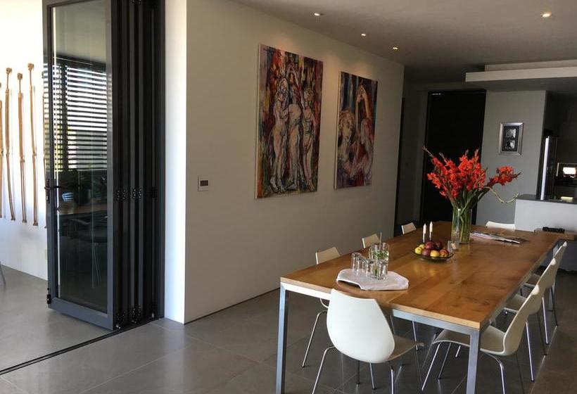 Hôtel Bayview Guest House 6