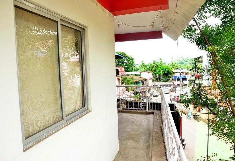 Hotel Diamond City 10