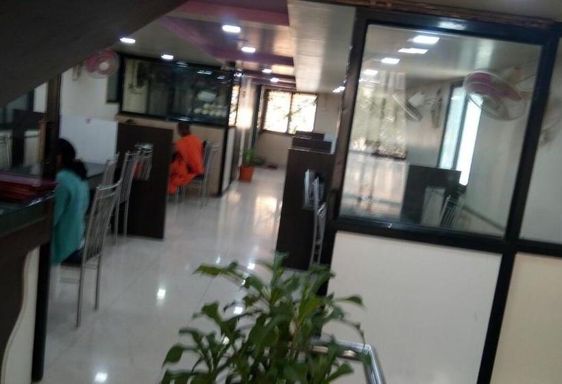 Hotel Lalajis Restuarant And Lodging 1