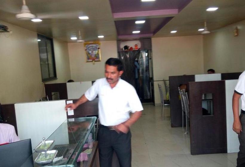 Hotel Lalajis Restuarant And Lodging 4