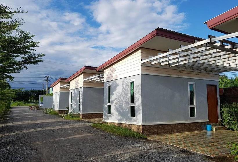 Motel Two T Resort 1