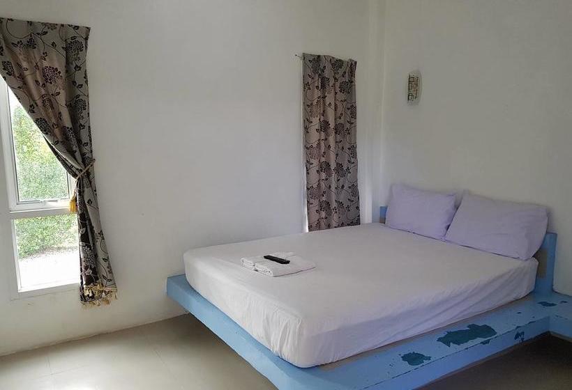 Motel Two T Resort 5