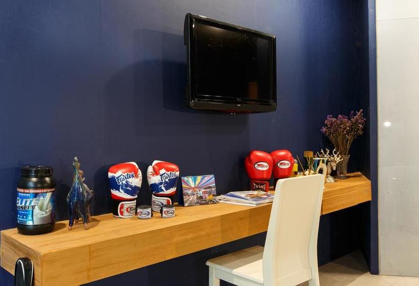 Tribe Hotel Muay Thai & Fitness