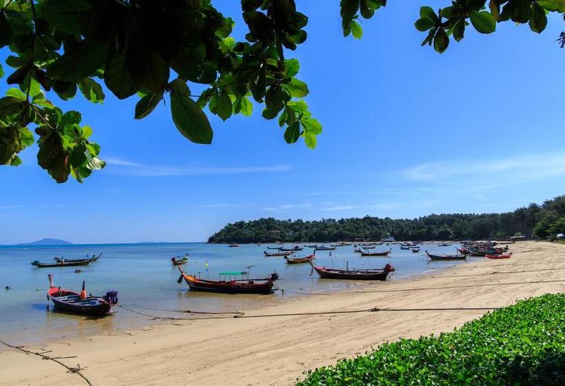 Tribe Hotel Muay Thai & Fitness 8