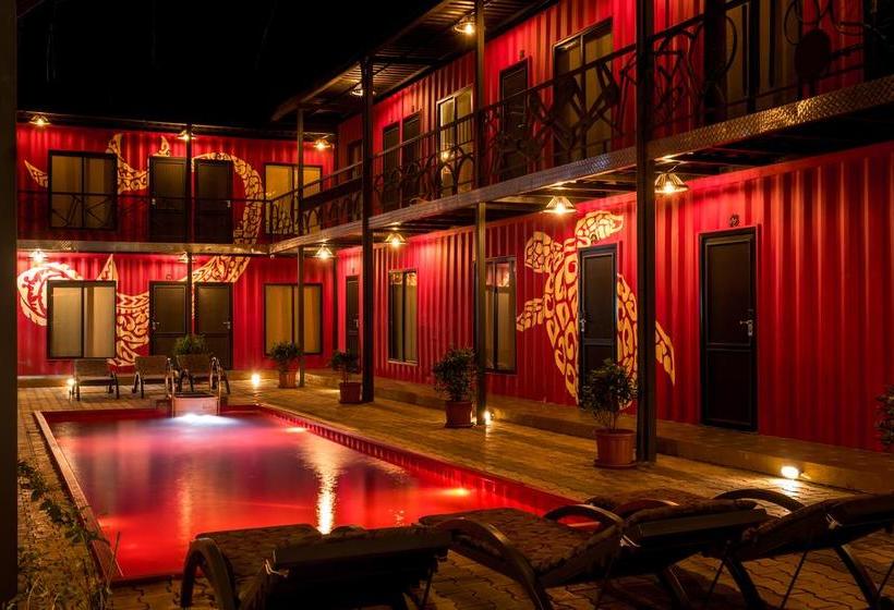 Beach Box Hotel Baga Gosavvy Collection 2