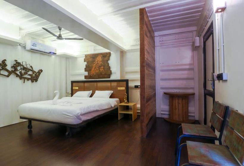 Beach Box Hotel Baga Gosavvy Collection 8