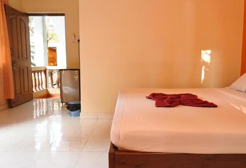 Hotel Mayonna Creek Side 2