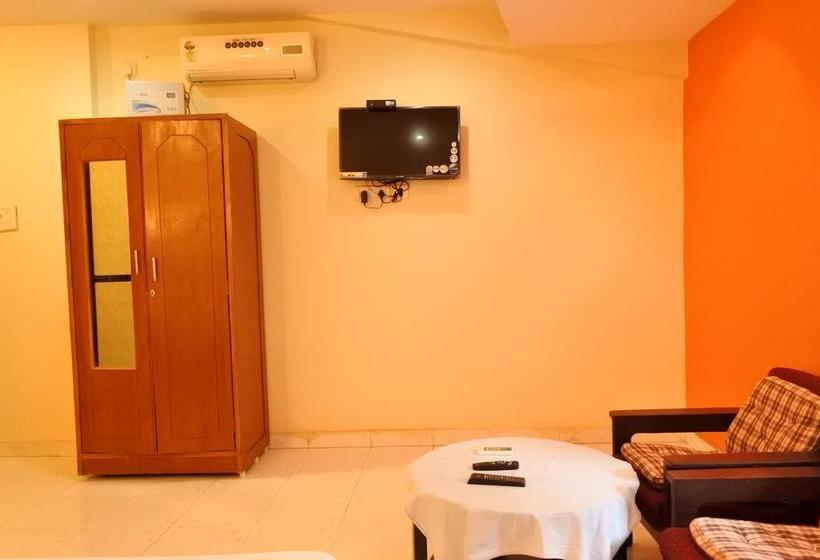 Hotel Mayonna Creek Side 5