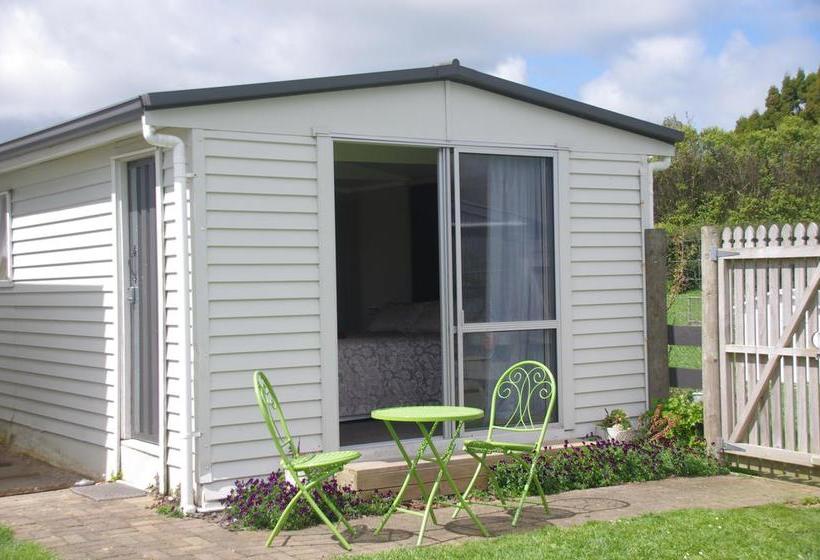 Bed and Breakfast Serenity On Brunskill 7