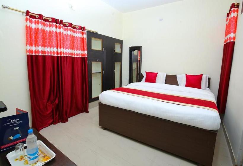 Hotel Oyo 9548 Green Villa Guest House 16