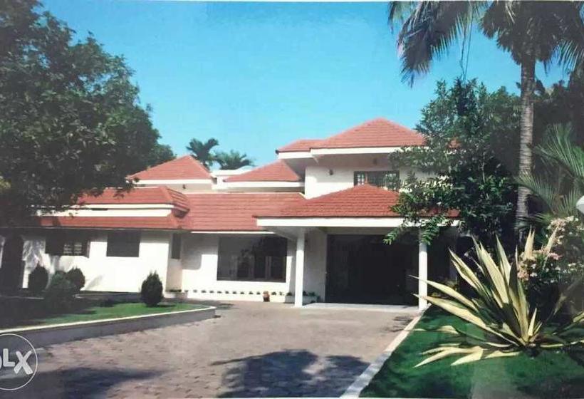 Resort Playi Kovilakam 1