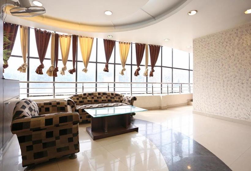 Oyo 3697 Hotel Rivieraa 13