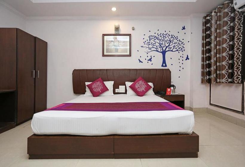 Oyo 3697 Hotel Rivieraa 2