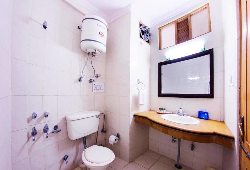 Oyo 5490 Golf Links Resort 12