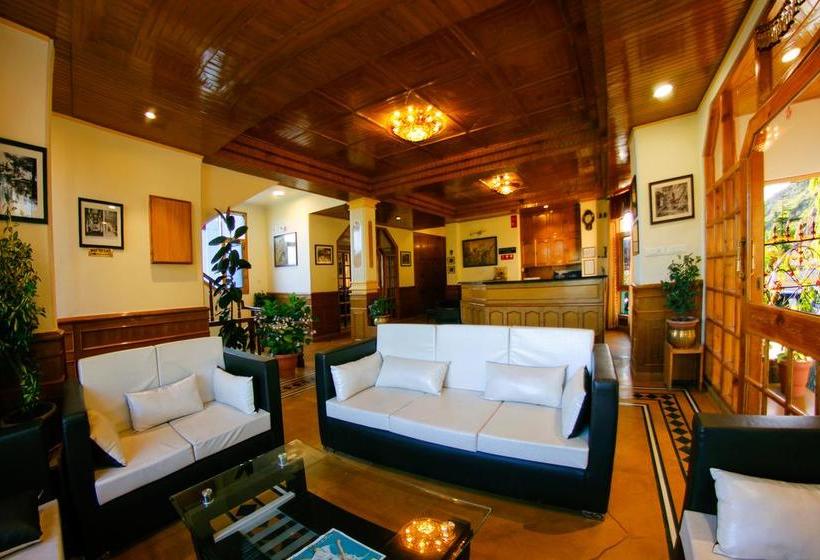 Oyo 5490 Golf Links Resort 5