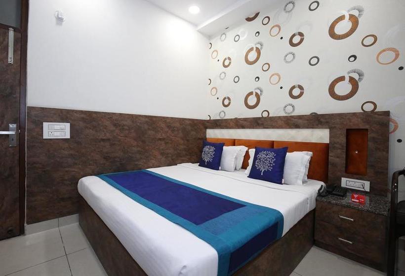 Oyo 9674 Hotel Oberoi 20