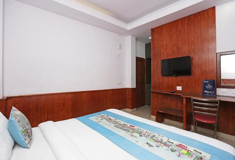 Hotel Oyo 9546 Mall Road 9