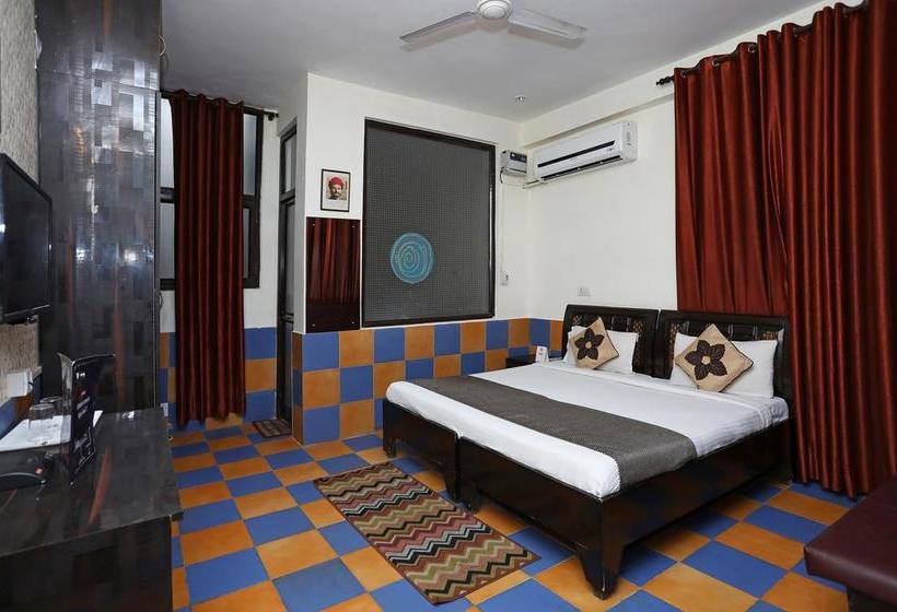 Oyo 9705 Hotel Paradise Residency 2