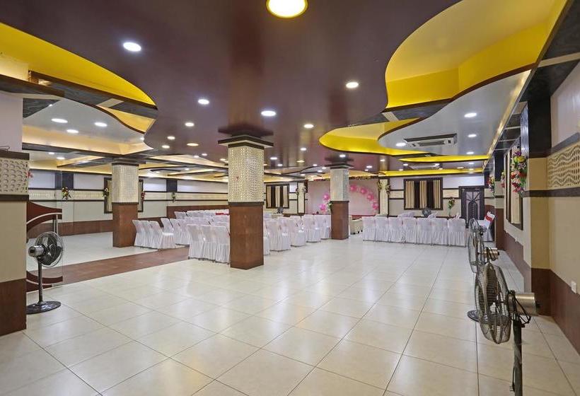 Hotel Oyo 166 Madhuram 14