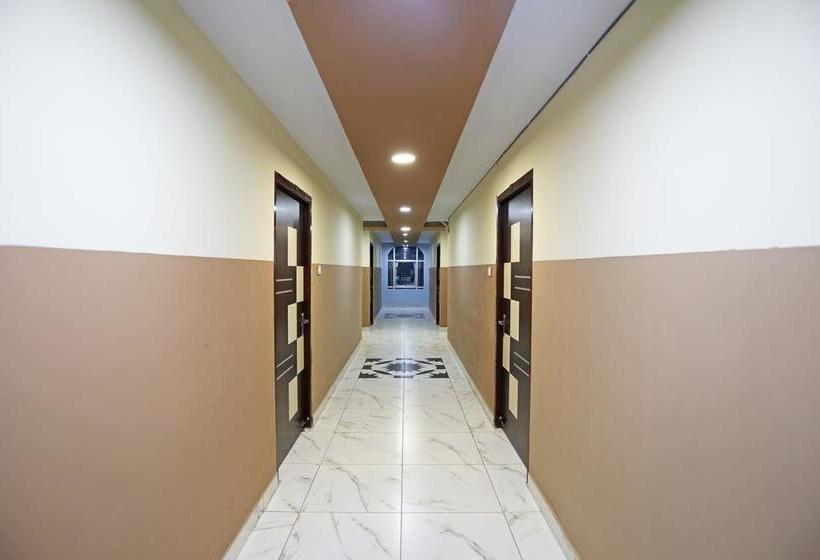 Hotel Oyo 166 Madhuram 17