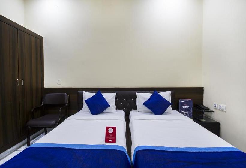 Hotel Oyo 7627 Royal Plaza 4