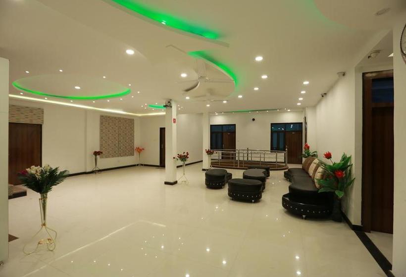 Oyo 8837 Hotel Surya Galaxy 16