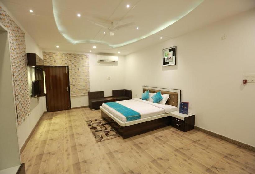 Oyo 8837 Hotel Surya Galaxy 3