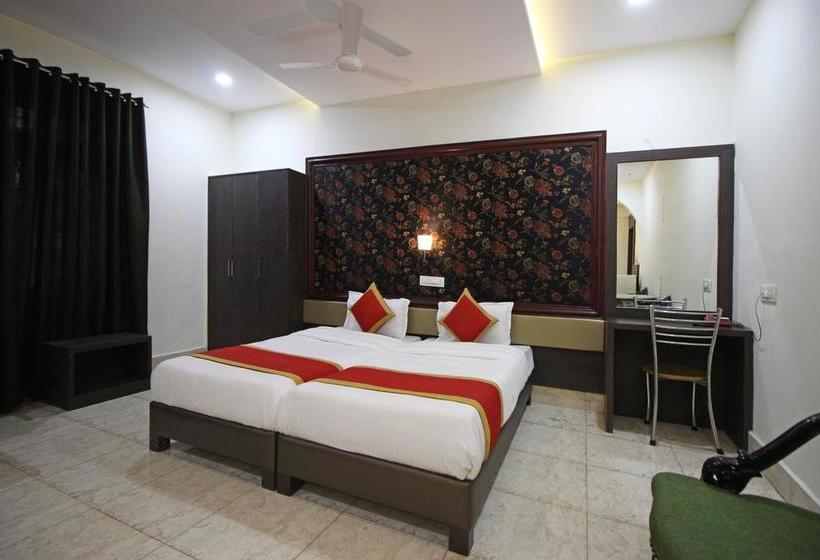 Oyo 7880 Hotel Navrang Rajasthán