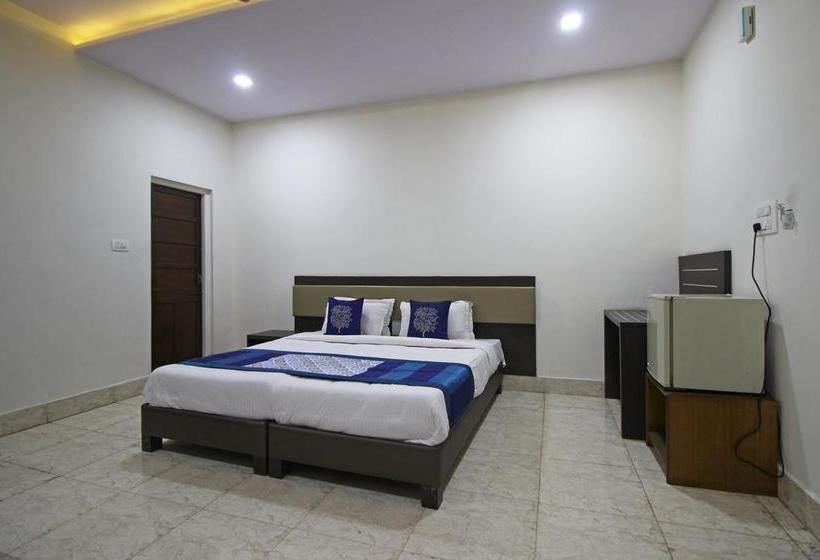 Oyo 7880 Hotel Navrang 12