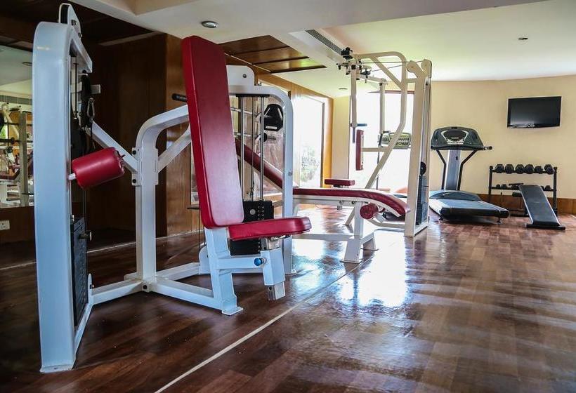 Oyo 6229 Gem Inn Resort 10