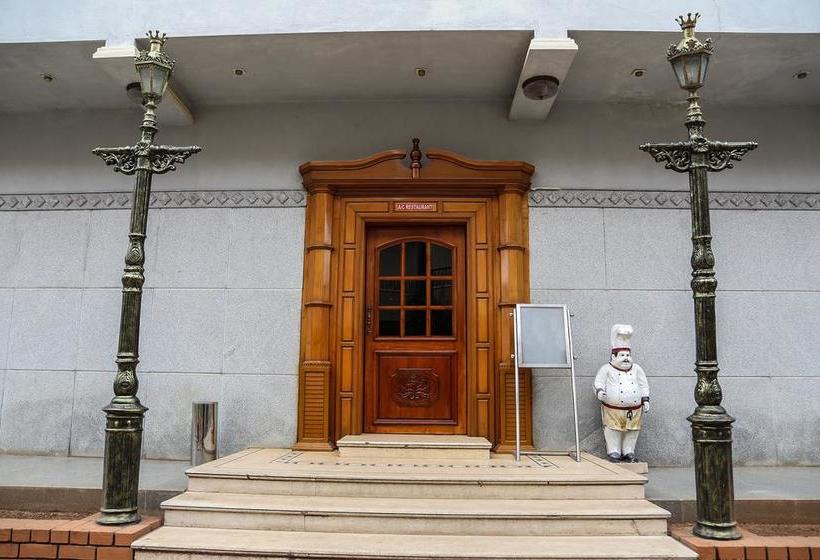 Oyo 6229 Gem Inn Resort 12