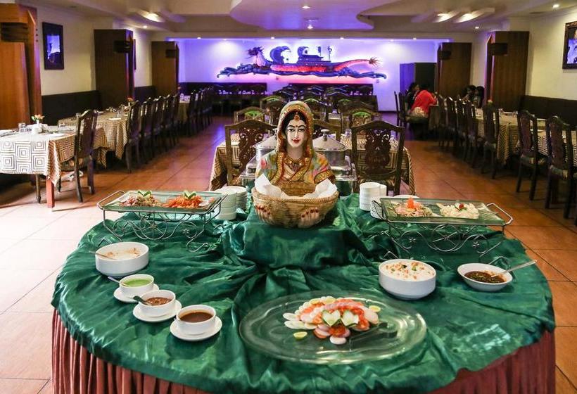 Oyo 6229 Gem Inn Resort 14