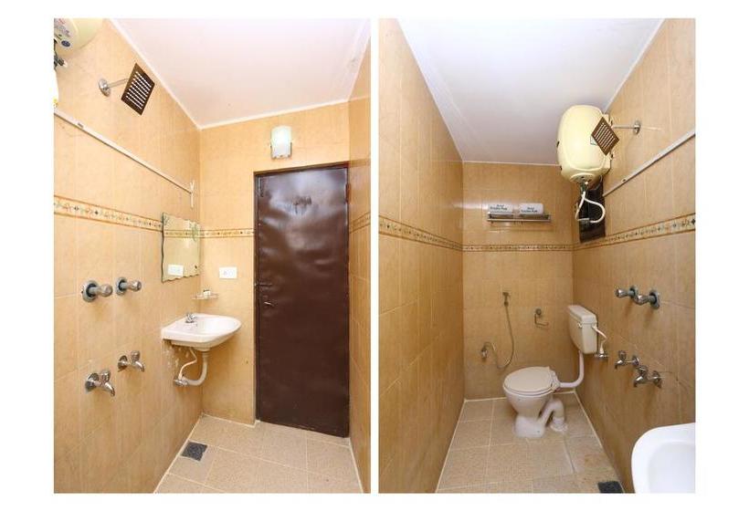 Hotel Oyo 2961 Virugambakkam 13