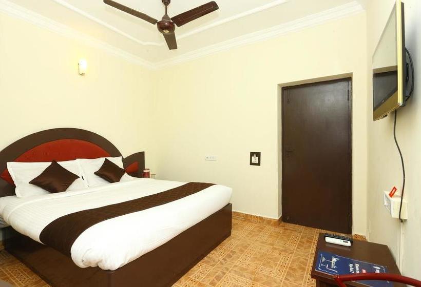 Hotel Oyo 2961 Virugambakkam 15