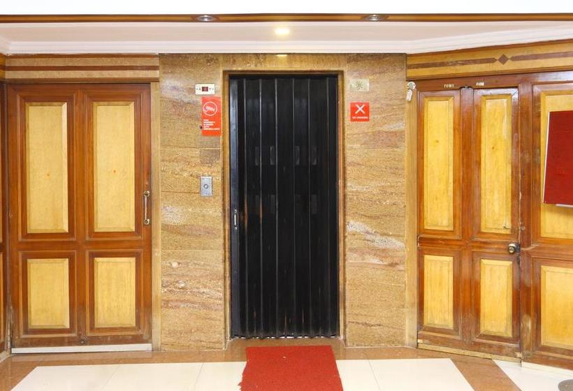 Hotel Oyo 2961 Virugambakkam 6