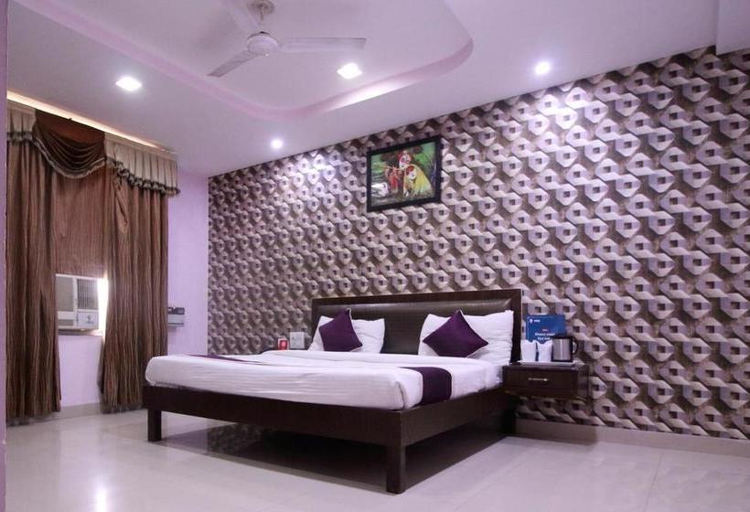 Oyo 8177 Hotel Silver Oak 10