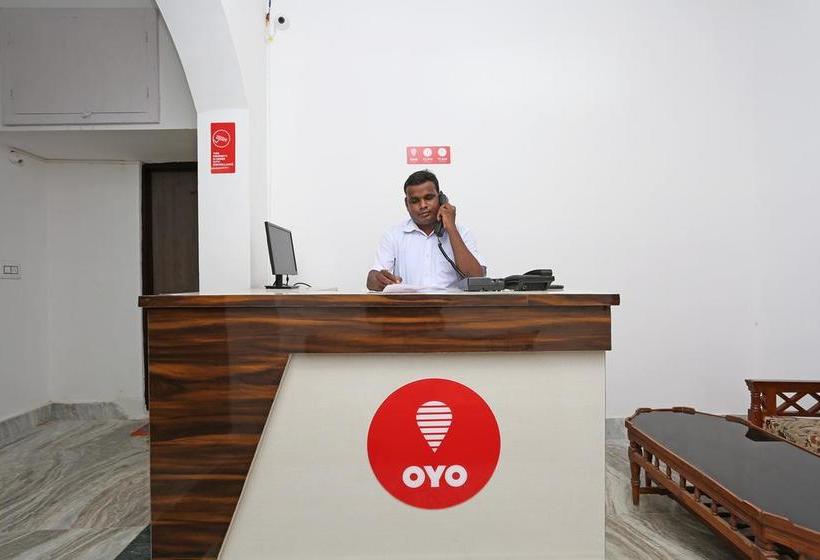 Hotel Oyo Rooms 166 Airport Square 12