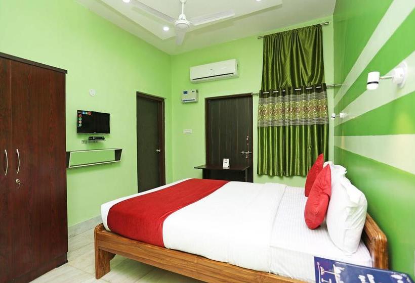Hotel Oyo Rooms 166 Airport Square 14