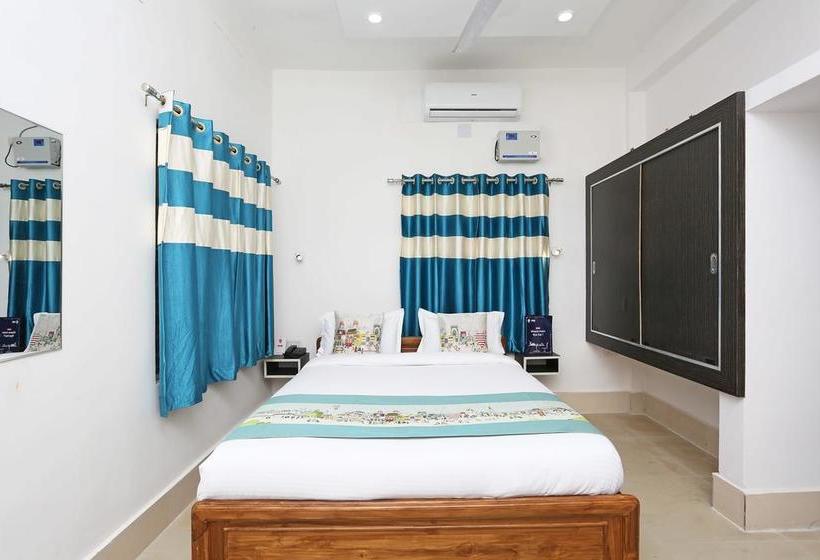 Hotel Oyo Rooms 166 Airport Square 5