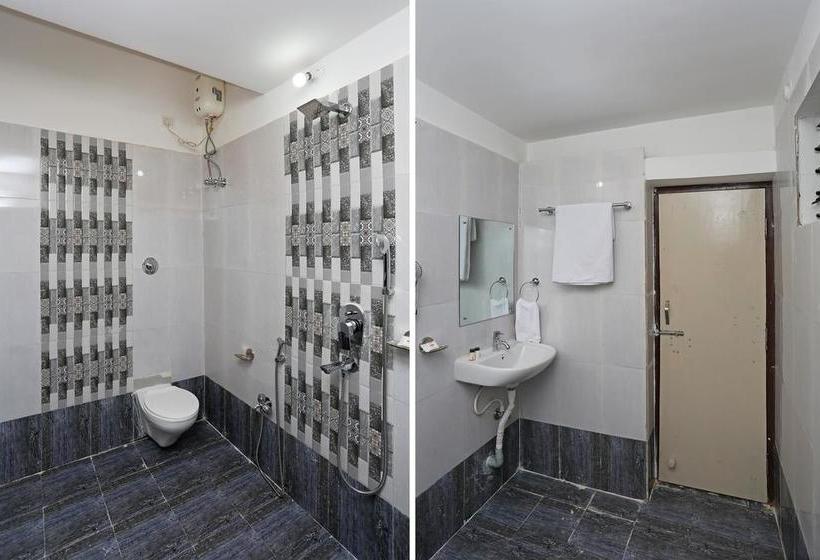 Hotel Oyo Rooms 166 Airport Square 9