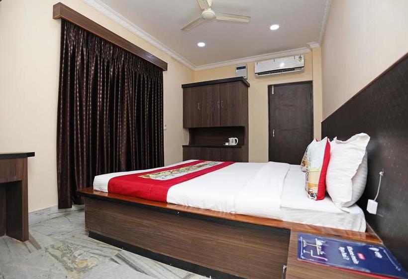 Hotel Oyo 9608 Parbati Guest House 1