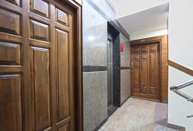 Hotel Oyo 4797 Lulu Hospitality 11