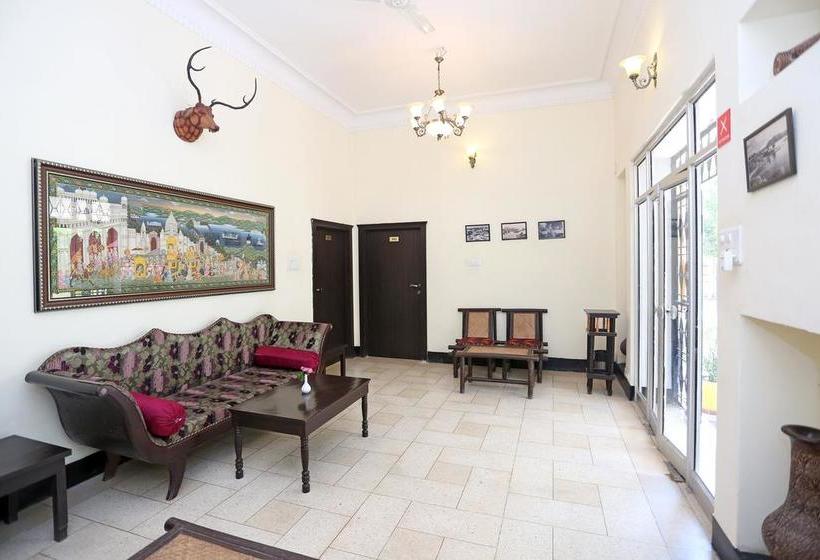 Oyo 9666 Hotel The Fateh 12