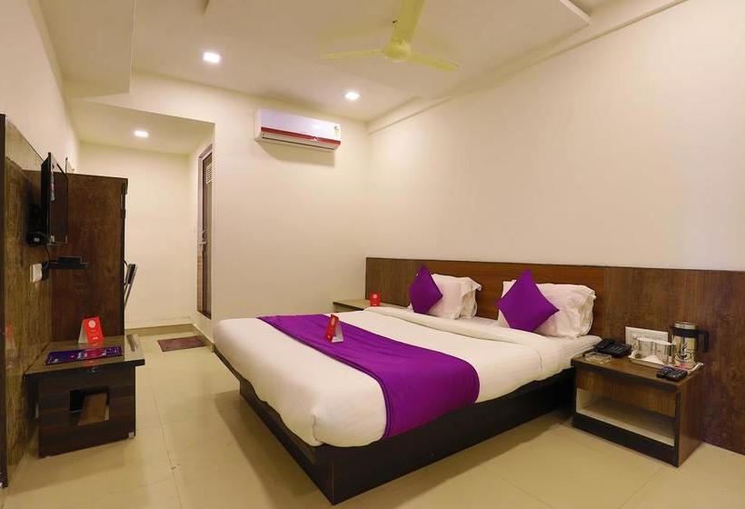 Oyo 9591 Hotel Neel Kamal 12