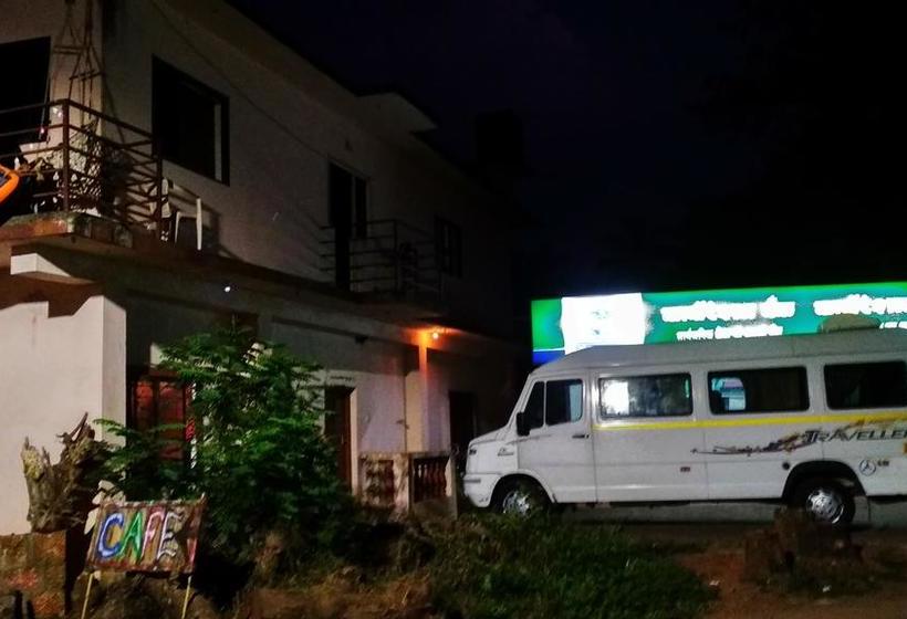 Herberge The Other Side 9