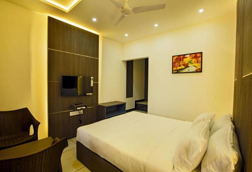 Palette Hill View Resort 9